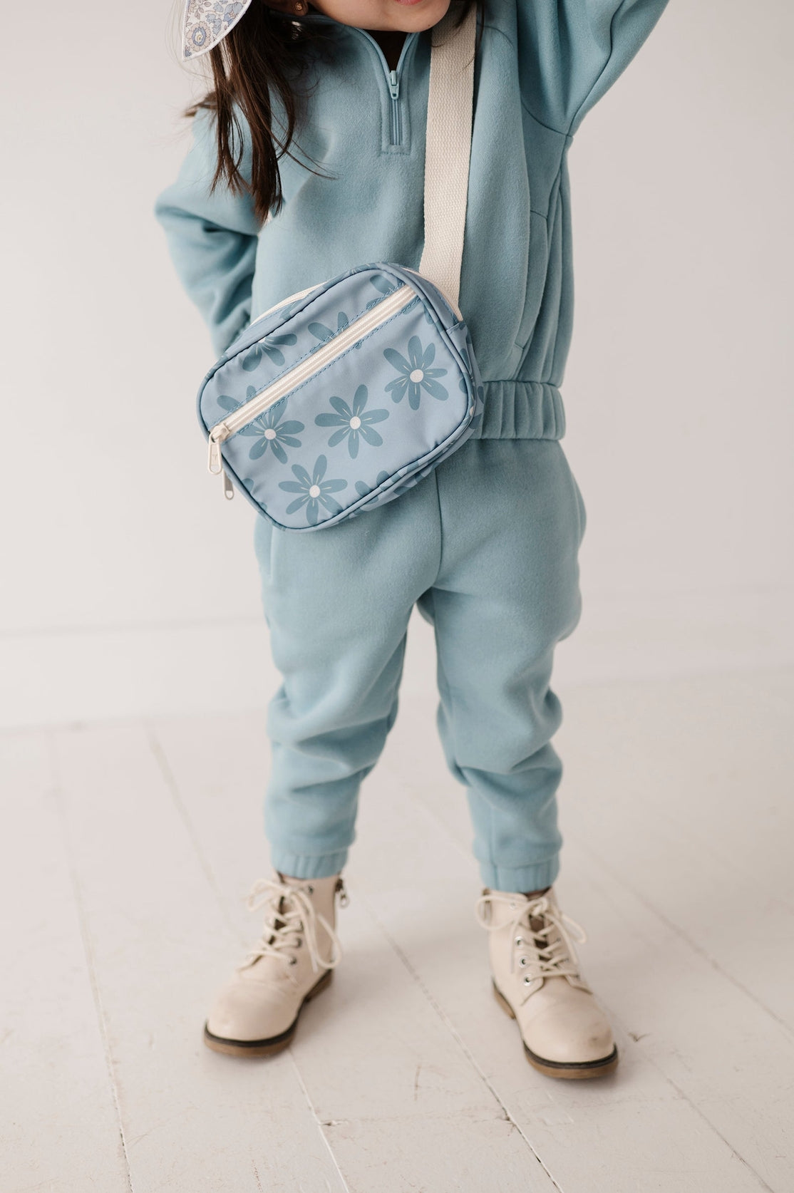 Mini Belt Bag in Blue Daisy