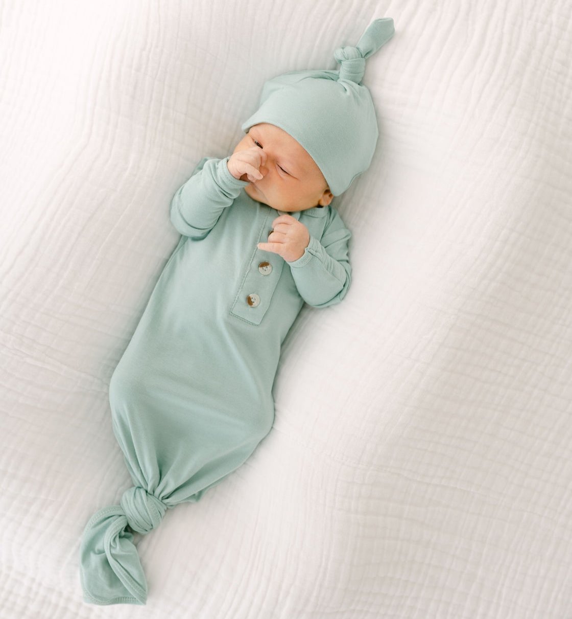 Knotted Gown Set With Buttons