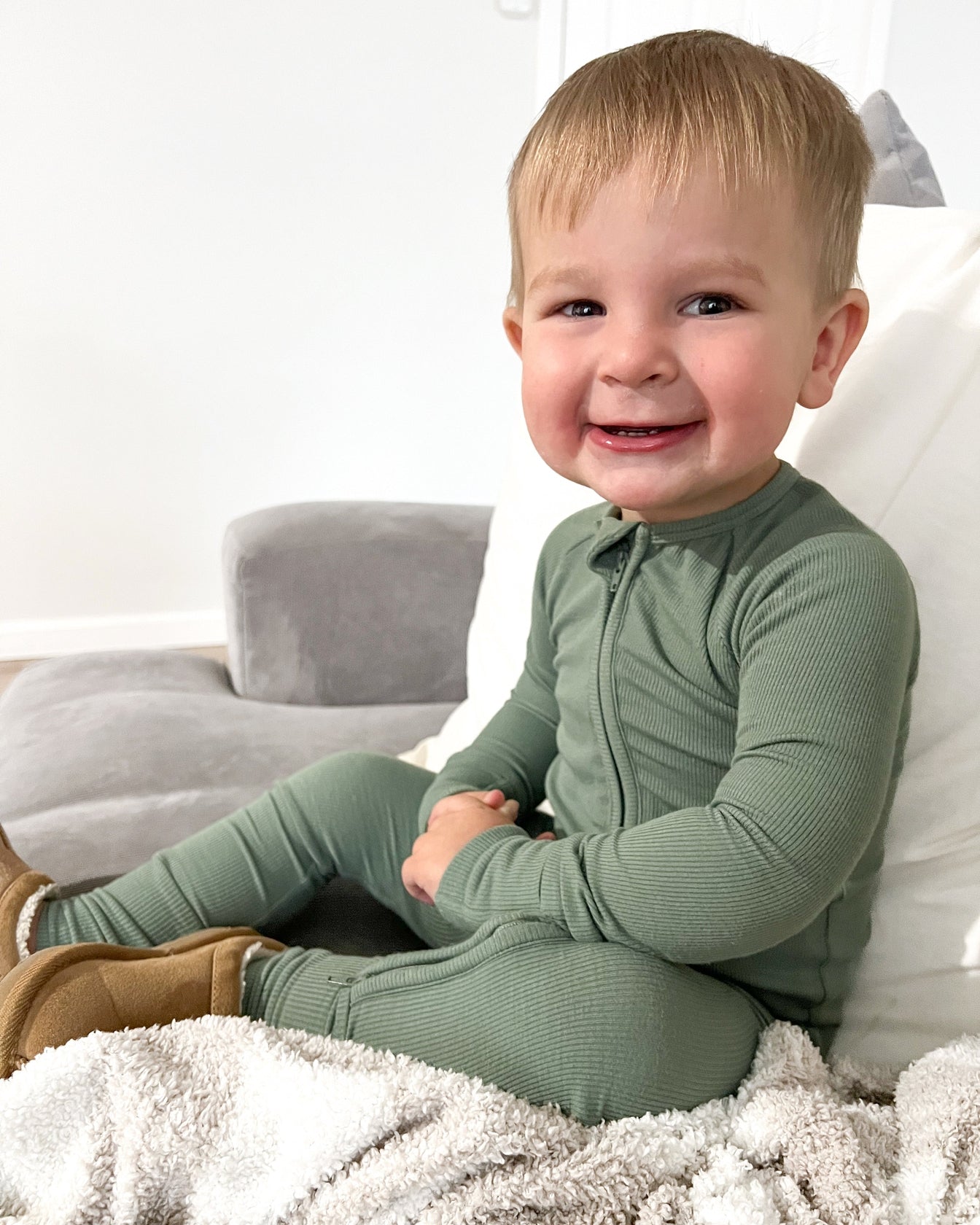 Ribbed Zip Romper
